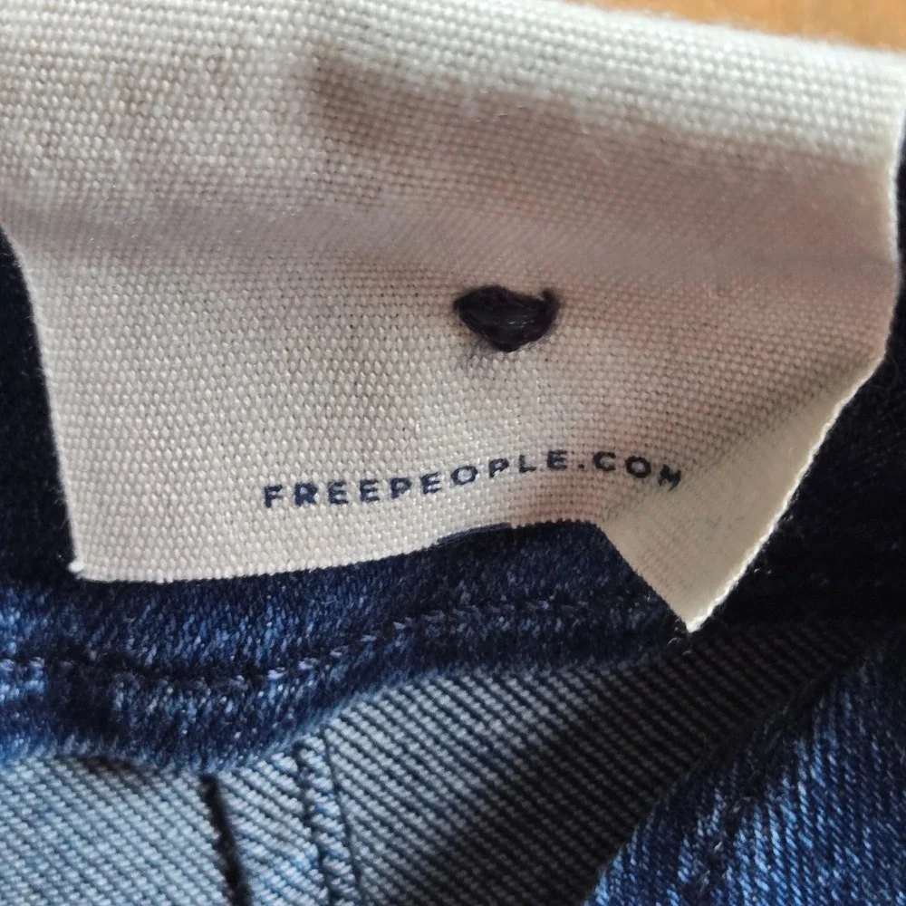 Free People We The Free Level Up Slit Bootcut Jeans Blue Flare Raw Hem 28x31